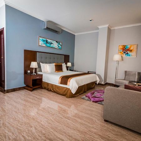 Hotel City Plaza & Suites Давид Экстерьер фото