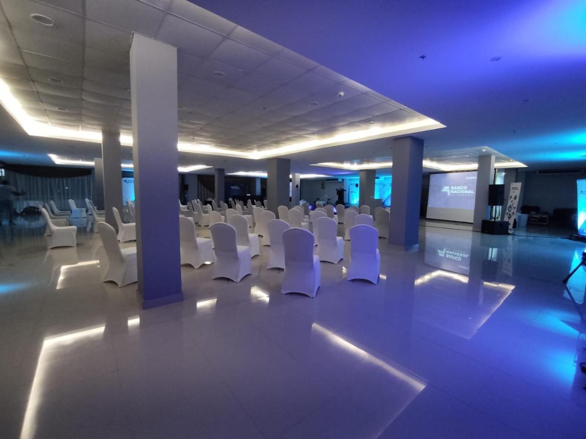 Hotel City Plaza & Suites Давид Экстерьер фото